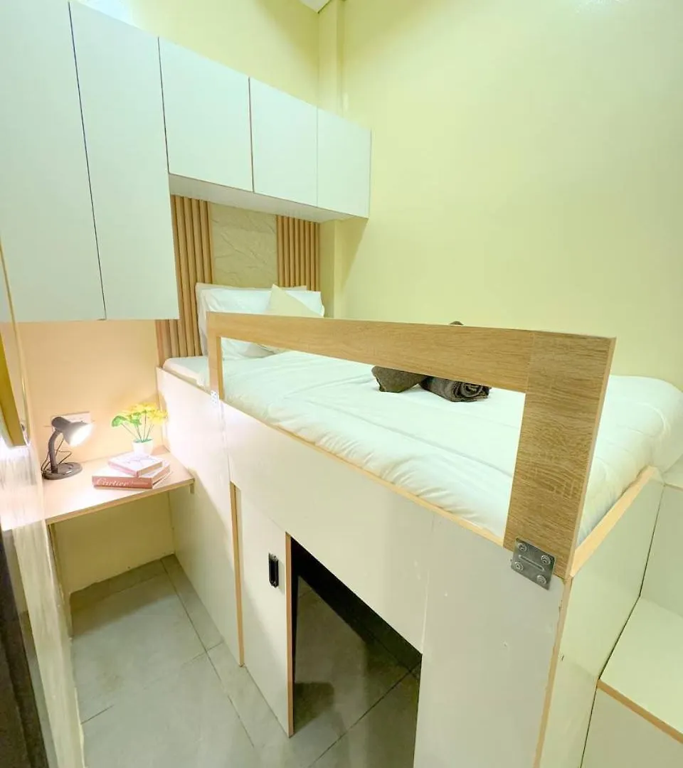 Hostel With Private Room Near Downtown Business Bay Dubaj