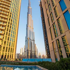 شقة Walk To Mall 2br With Skyline View Pool, دبي
