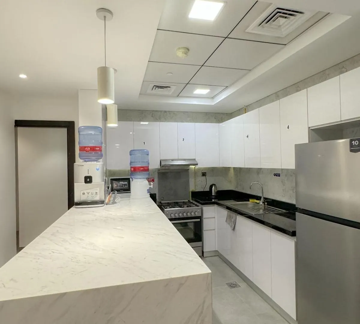 Hostel With Private Room Near Downtown Business Bay Dubai 0*,