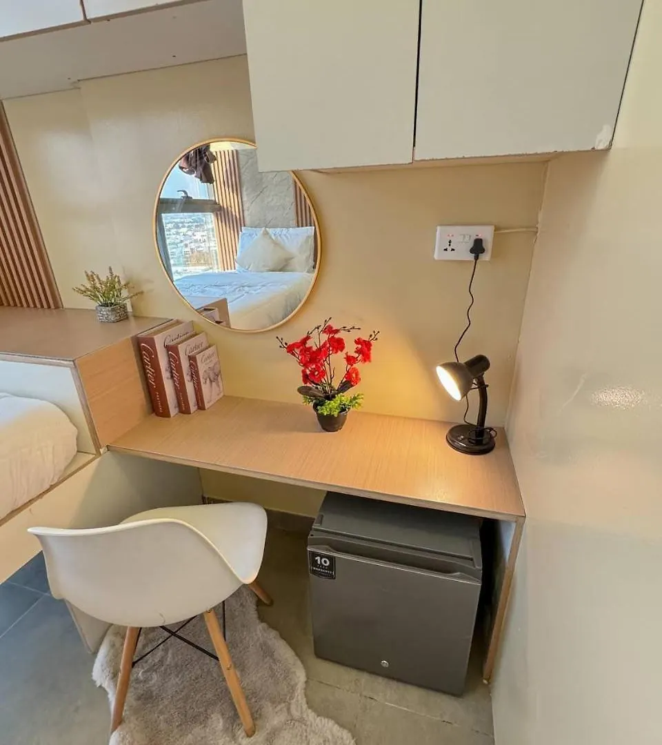 Hostel With Private Room Near Downtown Business Bay Dubai Homestay