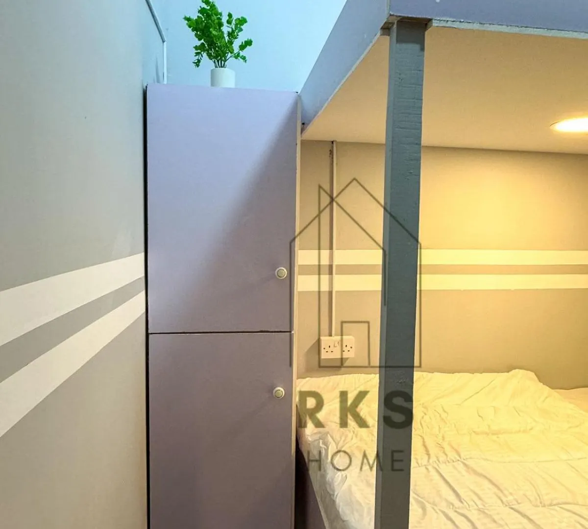 Hostel With Private Room Near Downtown Business Bay Dubai